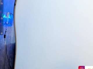 melaniehudson's CamSoda show and profile