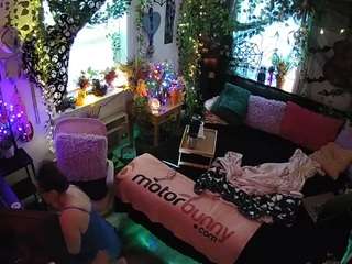 VECCASALT-Welcome! -NEW FANCLUB OPTION AVAILABLE!-LIVE Performance room/no tips needed! MODEL PAGE@VECCASALT Ft. @NelParker -Please respect room rules. [8976 tokens remaining]