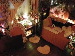 Welcome folks!-LIVE Performance room/no tips! MODEL PAGE@VECCASALT Ft. @NelParker -Please respect room rules. [8976 tokens remaining]