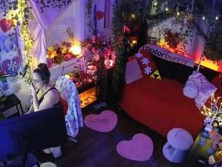 Welcome folks!-LIVE Performance room/no tips! MODEL PAGE@VECCASALT Ft. @NelParker -Please respect room rules. [8973 tokens remaining]