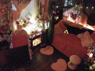 voyeurcam-veccasalt-01's CamSoda show and profile