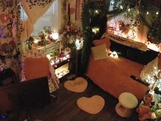 Welcome folks!-LIVE Performance room/no tips! MODEL PAGE@VECCASALT Ft. @NelParker -Please respect room rules. [8972 tokens remaining]