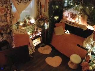 Welcome folks!-LIVE Performance room/no tips! MODEL PAGE@VECCASALT Ft. @NelParker -Please respect room rules. [8972 tokens remaining]