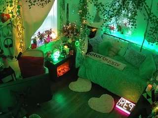 Welcome folks!-LIVE Performance room/no tips! MODEL PAGE@VECCASALT Ft. @NelParker -Please respect room rules. [8943 tokens remaining]