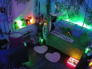 Welcome folks!-LIVE Performance room/no tips! MODEL PAGE@VECCASALT Ft. @NelParker -Please respect room rules. [8918 tokens remaining]