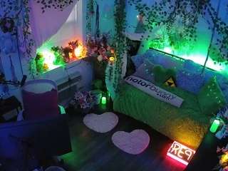 Welcome folks!-LIVE Performance room/no tips! MODEL PAGE@VECCASALT Ft. @NelParker -Please respect room rules. [8918 tokens remaining]