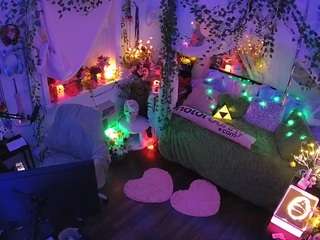 le modèle voyeurcam-veccasalt-01 est en webcam porno dans un show sur le site camsoda, il possède les tags suivants: amateur,red hair,young adult,voyeur,thick,teen 18,tease,tattoos,strip,anal,solo,pov,natural,living room,large tits,fetish,creampie,control,brown eyes,bedroom