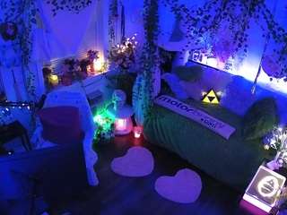 Welcome folks!-LIVE Performance room/no tips! MODEL PAGE@VECCASALT Ft. @NelParker -Please respect room rules. [8999 tokens remaining]