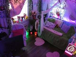 Welcome folks!-LIVE Performance room/no tips! MODEL PAGE@VECCASALT Ft. @NelParker -Please respect room rules. [8999 tokens remaining]