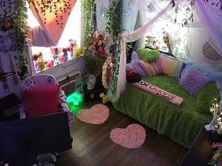 Welcome folks!-LIVE Performance room/no tips! MODEL PAGE@VECCASALT Ft. @NelParker -Please respect room rules. [8999 tokens remaining]