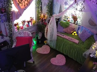 Welcome folks!-LIVE Performance room/no tips! MODEL PAGE@VECCASALT Ft. @NelParker -Please respect room rules. [8999 tokens remaining]