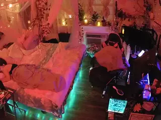 voyeurcam-veccasalt-01's Live Sex Cam Show