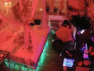 voyeurcam-veccasalt-01's Live Sex Cam Show