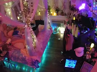 voyeurcam-veccasalt-01's Live Sex Cam Show