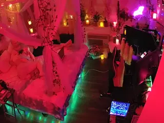 voyeurcam-veccasalt-01's Live Sex Cam Show