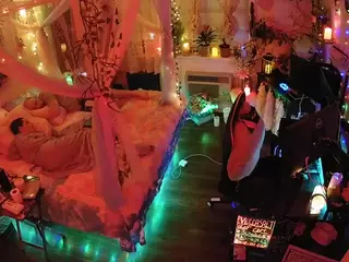 voyeurcam-veccasalt-01's Live Sex Cam Show