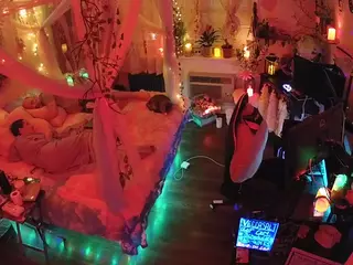 voyeurcam-veccasalt-01's Live Sex Cam Show