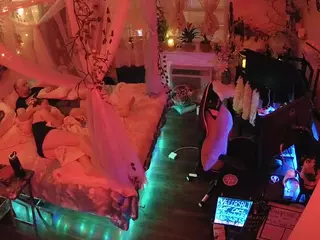 voyeurcam-veccasalt-01's Live Sex Cam Show