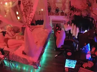 voyeurcam-veccasalt-01's Live Sex Cam Show