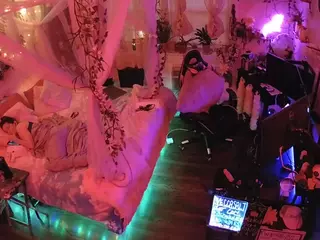 voyeurcam-veccasalt-01's Live Sex Cam Show