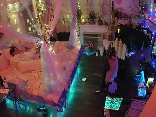 voyeurcam-veccasalt-01's Live Sex Cam Show