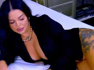 lovetoplay00 from CamSoda is Freechat