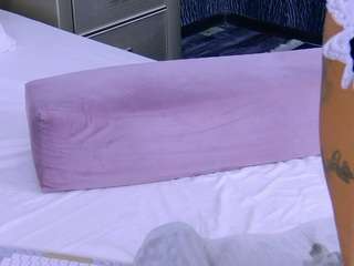 lovetoplay00 Live Webcam on CamSoda