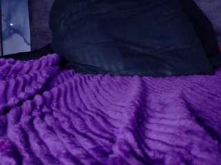 dannik-star's CamSoda show and profile