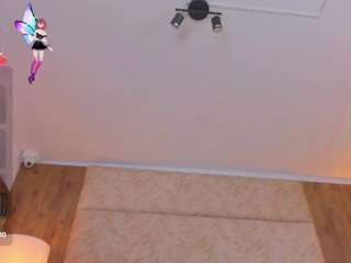 Check-out Antonellarusso's stunning live show for hypnotic beauty antonellarusso from CamSoda
