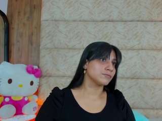 antonellarusso's CamSoda show and profile