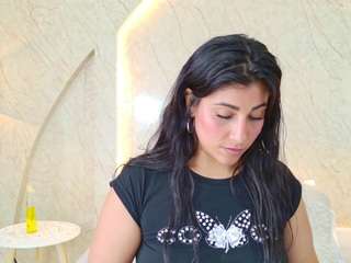 antonellarusso's CamSoda show and profile