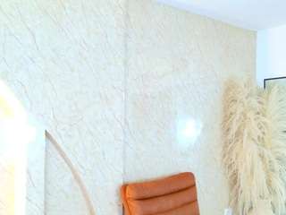 Antonella live webcam show
