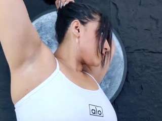 Antonella live cam preview