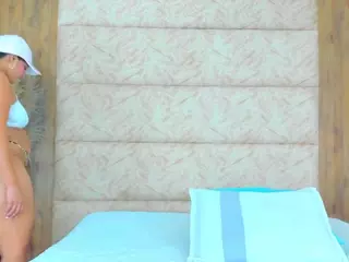 AntonellaRusso's Live Sex Cam Show