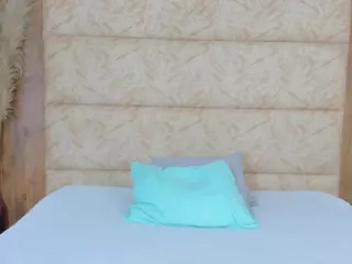 AntonellaRusso's Live Sex Cam Show