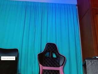 hot-couple2030 Live Webcam on CamSoda
