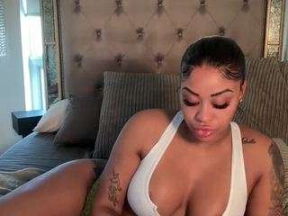 sweetstufff Live Webcam on {site_name}