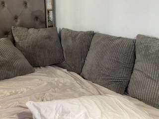 sweetstufff, female webcam model,  years old, on live webcam