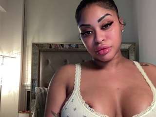 sweetstufff Live Webcam on CamSoda