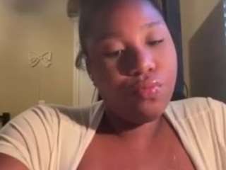 Live webcam model jazzy-kinz on Soda Cams