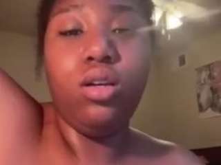 jazzy-kinz Live Webcam on CamSoda