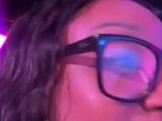 iambaldheadbrittany webcam
