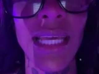 iambaldheadbritt... Live Webcam on CamSoda