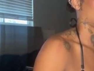 iambaldheadbrittany webcam