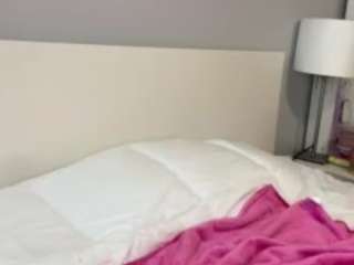 iambaldheadbrittany webcam model