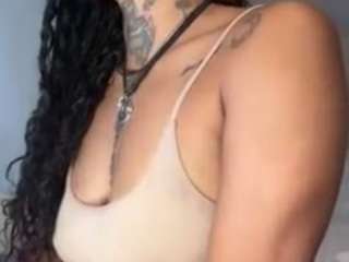 iambaldheadbrittany webcam