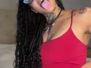 iambaldheadbritt... Live Webcam on CamSoda