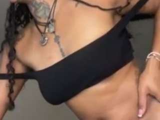 iambaldheadbrittany camsoda