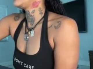 iambaldheadbrittany from CamSoda is Freechat