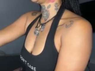 iambaldheadbrittany chat